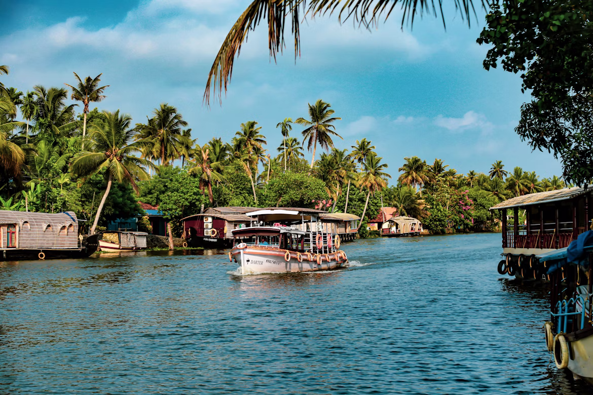 Delightful Kerala From Golden Triangle image 7