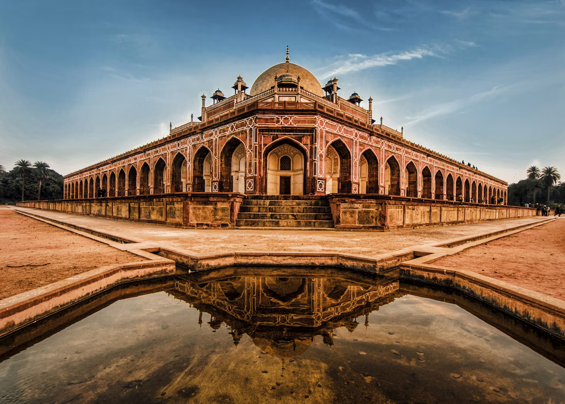 Buddhist Tour India image 2