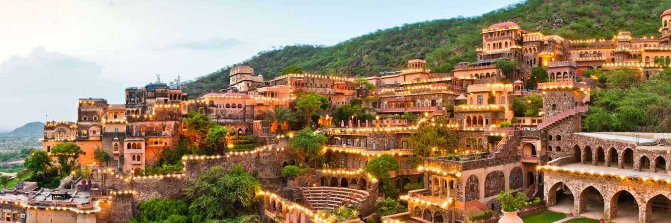 Neemrana Tourism Package