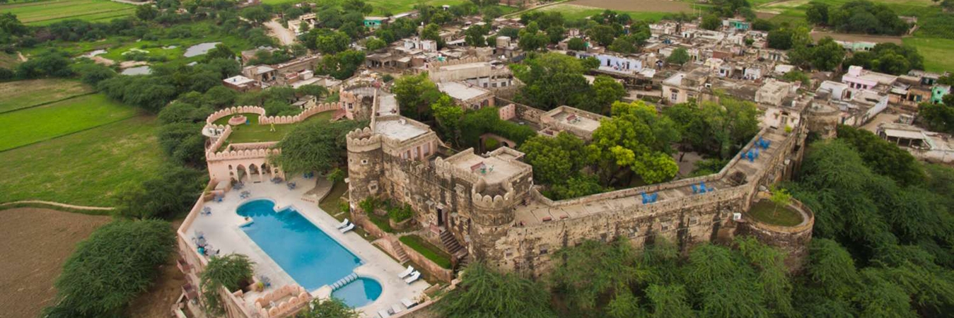 Neemrana Travel Package